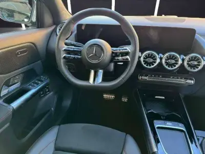 Mercedes-Benz GLA 2023 · foto 9