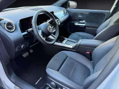 Mercedes-Benz GLA 2023 · foto 8