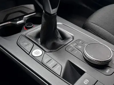 BMW Serie 1 2021 · foto 15
