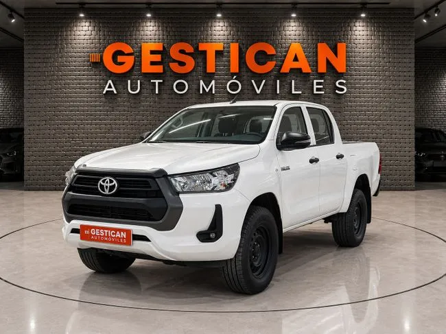 Toyota Hilux 2022 en 4 islas · CEC