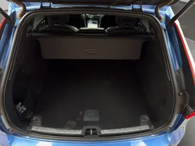 Volvo XC60 2020 · foto 17