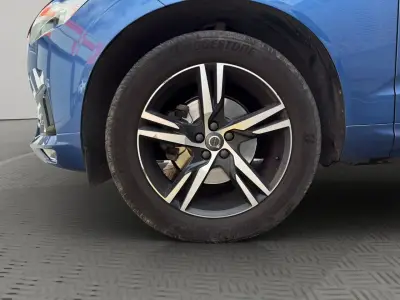 Volvo XC60 2020 · foto 9
