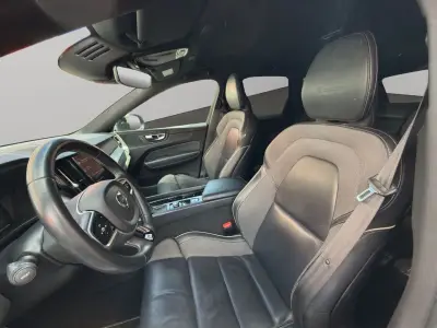 Volvo XC60 2020 · foto 10
