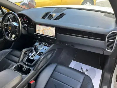 Porsche Cayenne 2018 · foto 11