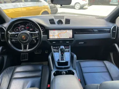 Porsche Cayenne 2018 · foto 17