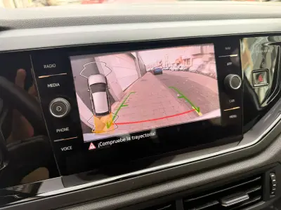 Volkswagen Polo 2022 · foto 8