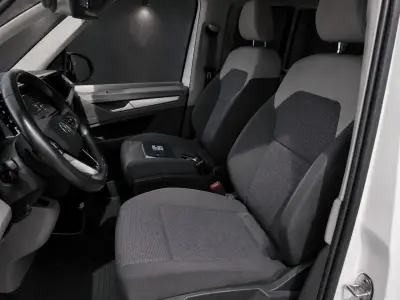 Volkswagen Multivan 2022 · foto 4