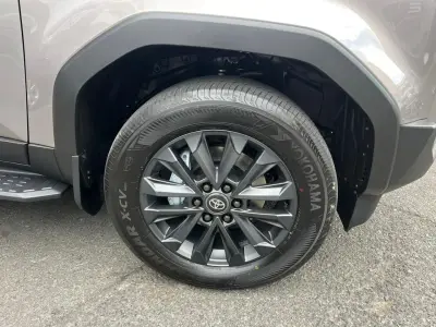 Toyota Land Cruiser Prado 2026 · foto 3