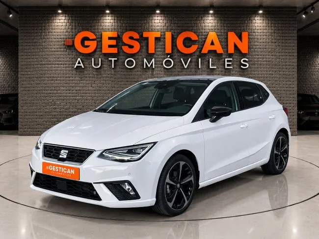 SEAT Ibiza 2022 en 4 islas · CEC