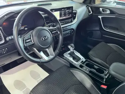 KIA Xceed 2021 · foto 10