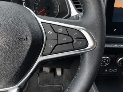 Renault Captur 2023 · foto 9