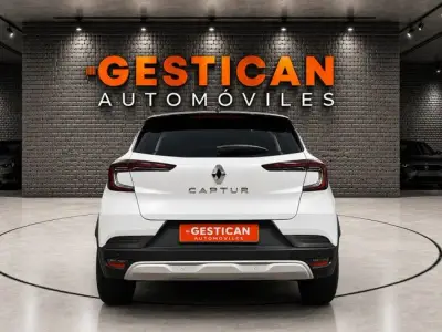 Renault Captur 2023 · foto 4