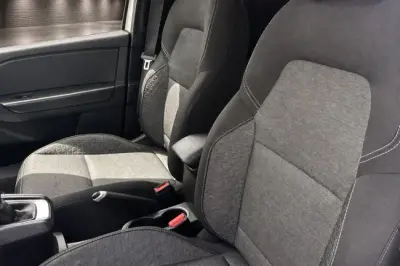 Renault Captur 2023 · foto 11