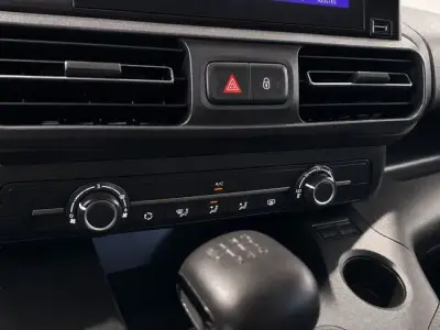 Toyota Proace City 2024 · foto 11