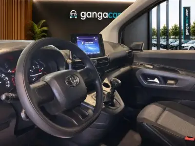 Toyota Proace City 2024 · foto 8