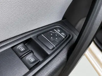 Renault Kangoo 2022 · foto 13