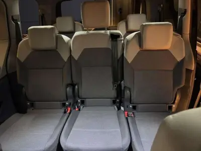 Volkswagen Multivan 2025 · foto 14