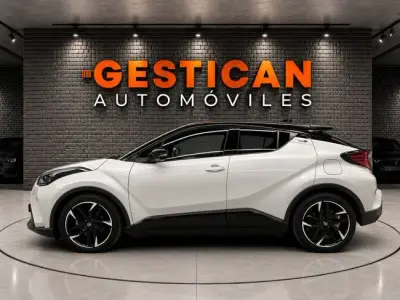 Toyota C-HR 2023 · foto 9