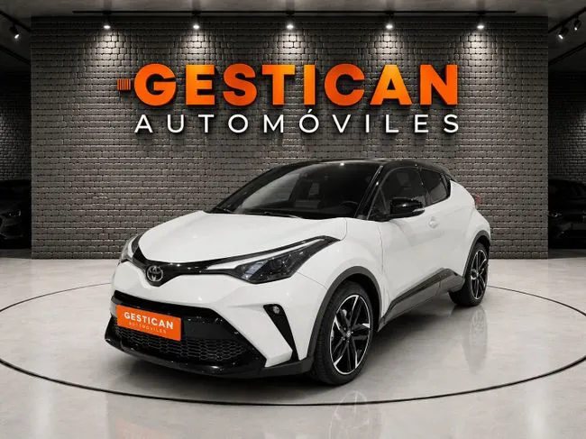 Toyota C-HR 2023 en 4 islas · CEC