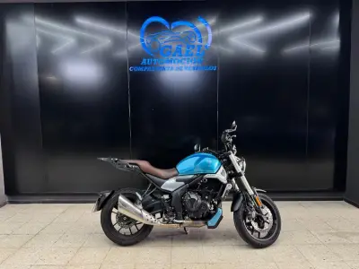 Voge 500 Ac 2023 en Gran Canaria · CEC