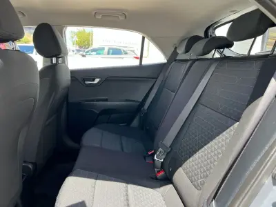KIA Rio 2022 · foto 9