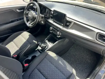 KIA Rio 2022 · foto 12