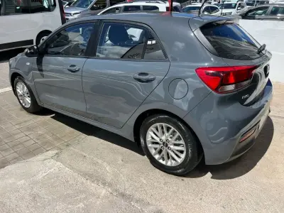 KIA Rio 2022 · foto 6