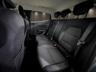 Renault Clio 2021 · foto 13