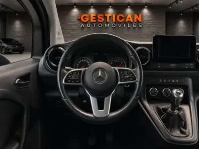 Mercedes-Benz Clase T 2023 · foto 12