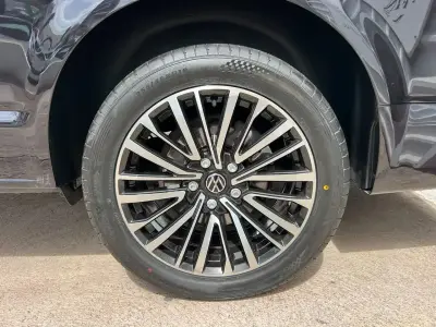 Volkswagen Caravelle 2024 · foto 6