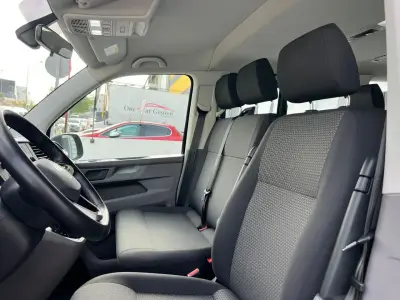 Volkswagen Caravelle 2024 · foto 15