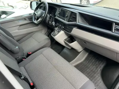 Volkswagen Caravelle 2024 · foto 10
