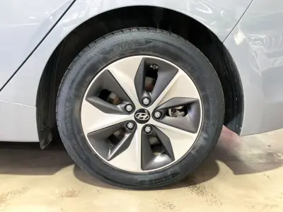 Hyundai Ioniq 2018 · foto 9