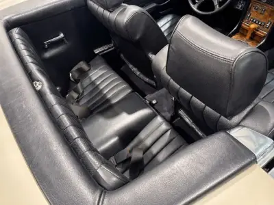 Mercedes-Benz 500 1986 · foto 17