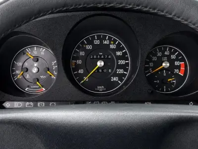 Mercedes-Benz 500 1986 · foto 13