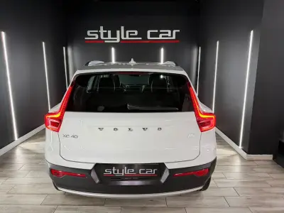 Volvo XC40 2022 · foto 4