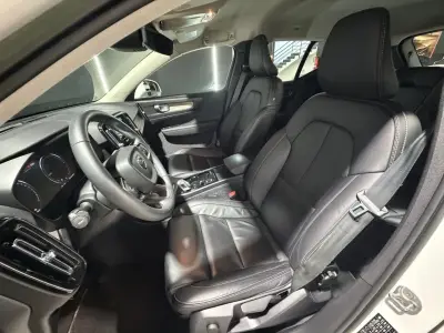 Volvo XC40 2022 · foto 10