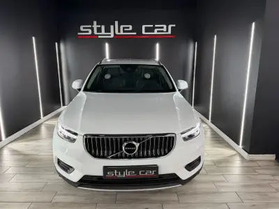 Volvo XC40 2022 · foto 3