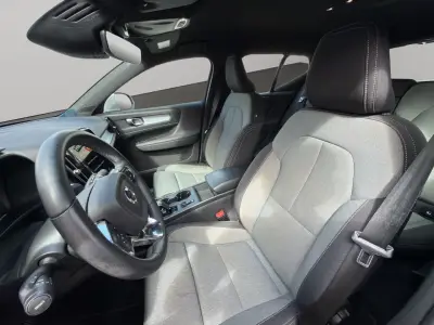 Volvo XC40 2023 · foto 10