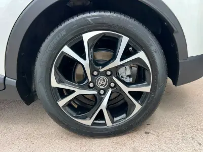 Toyota C-HR 2022 · foto 6