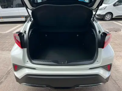 Toyota C-HR 2022 · foto 10