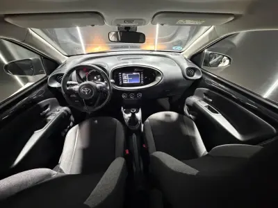 Toyota Aygo X 2022 · foto 10