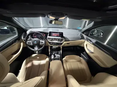 BMW X4 2022 · foto 8