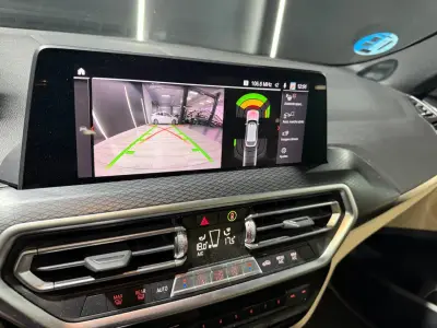 BMW X4 2022 · foto 9