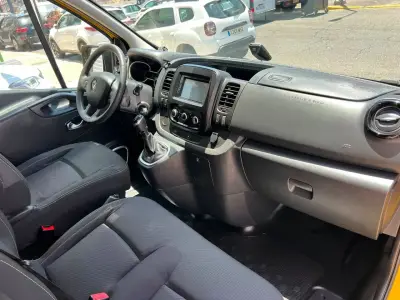 Renault Trafic 2019 · foto 11