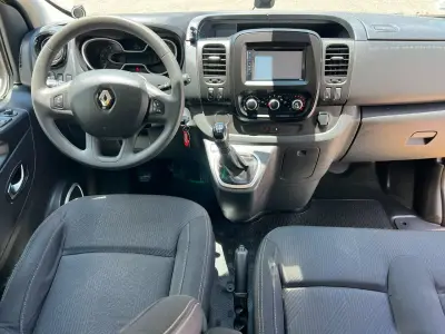 Renault Trafic 2019 · foto 12