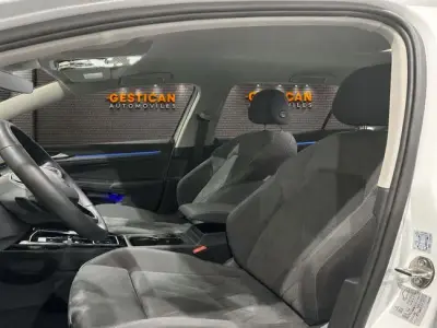 Volkswagen Golf 2025 · foto 13