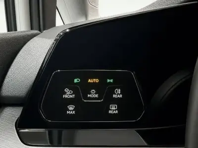 Volkswagen Golf 2025 · foto 16