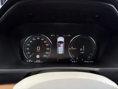 Volvo XC90 2021 · foto 11