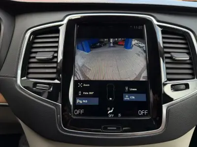 Volvo XC90 2021 · foto 9